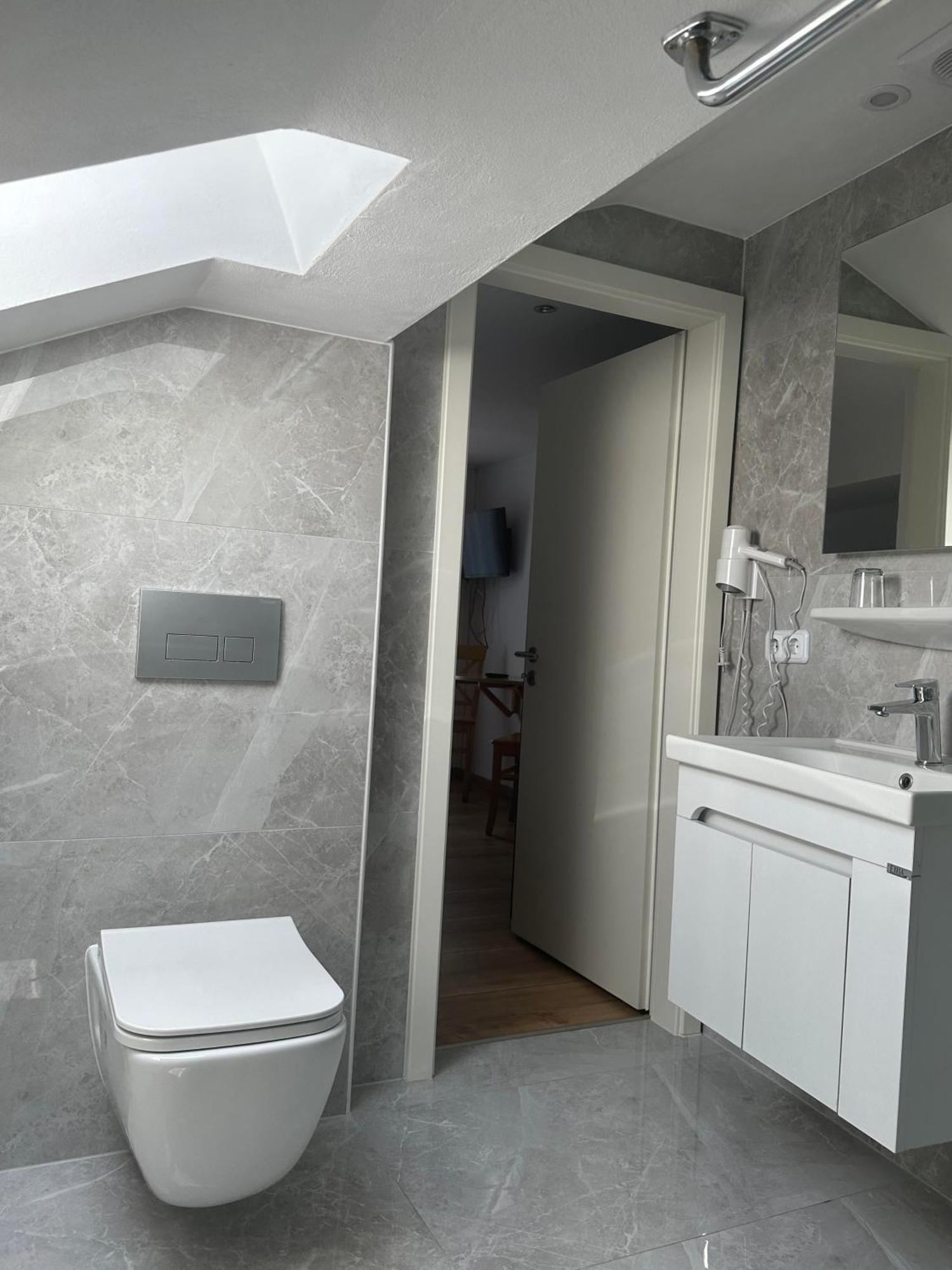 Hotel Pension Schwansee Швангау Экстерьер фото