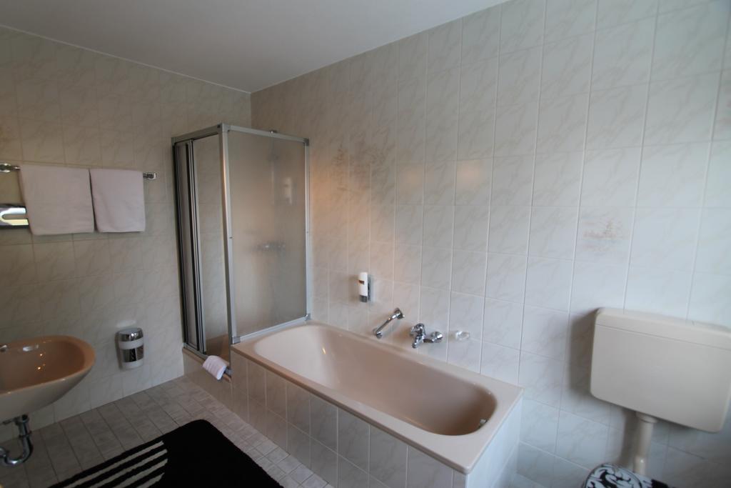 Hotel Pension Schwansee Швангау Номер фото
