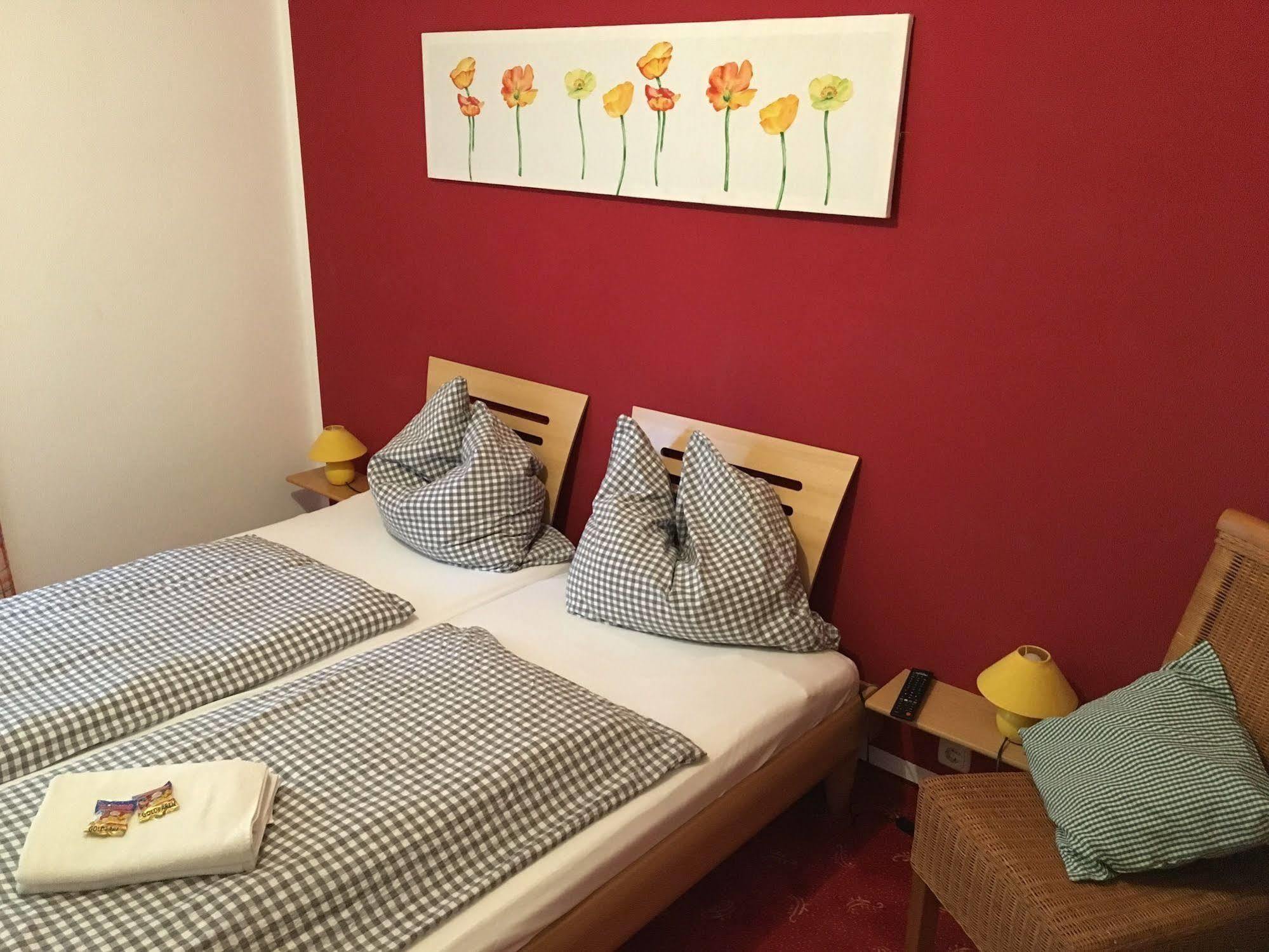 Hotel Pension Schwansee Швангау Экстерьер фото